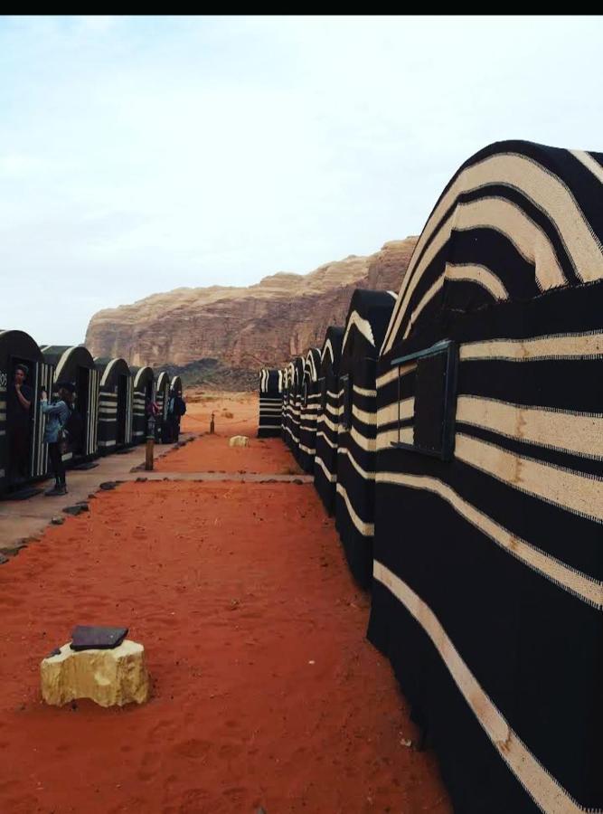 Wadi Rum Rozana Camp מראה חיצוני תמונה