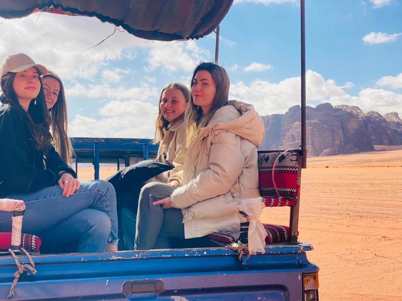 Wadi Rum Rozana Camp מראה חיצוני תמונה